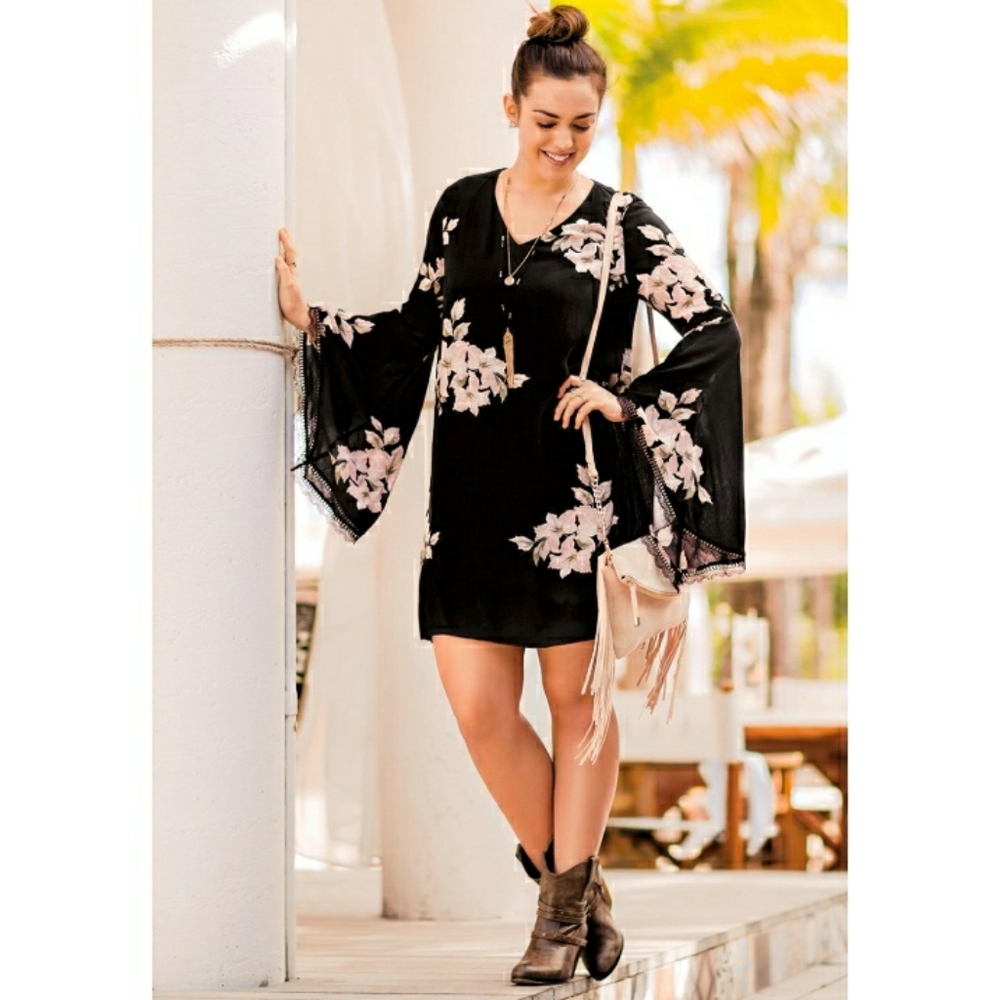 Cato Bell Sleeve Floral Dress